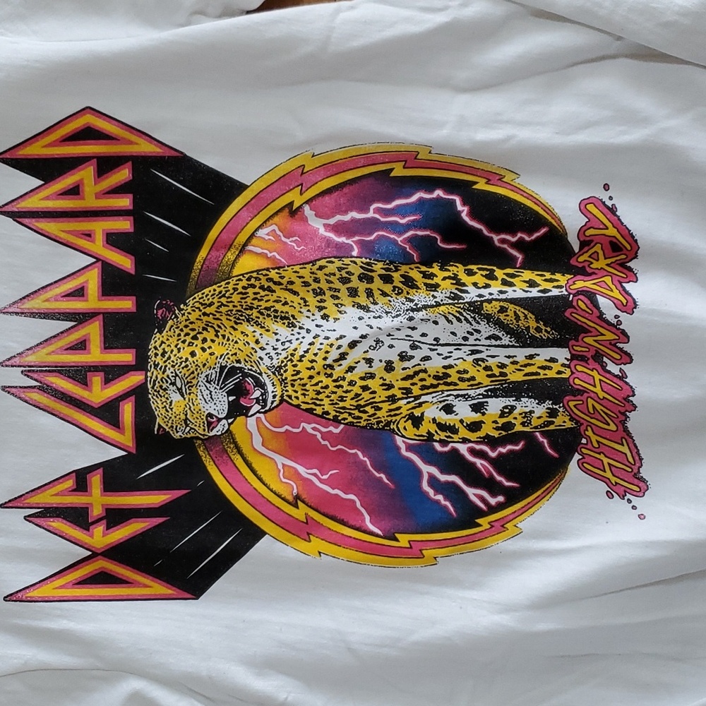 Womens Def Leppard Rock Band High 'N' Dry Sweatshirt Size Small 1X leopard NWT - Picture 3 of 3